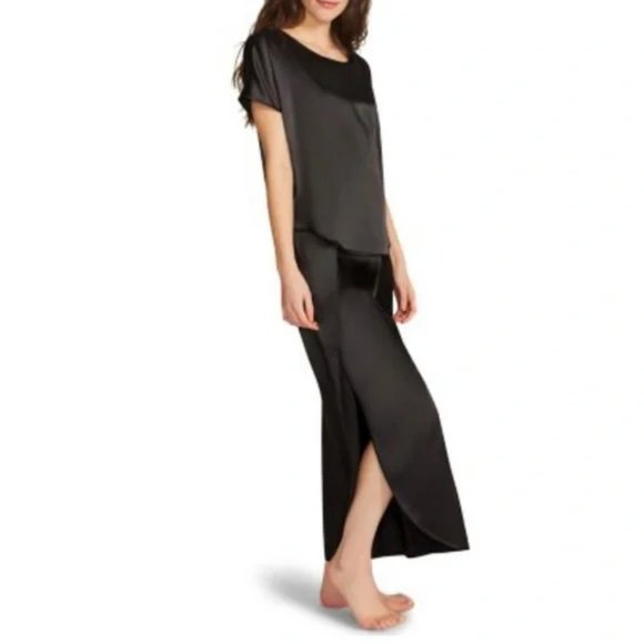 BB Dakota Women's Satin 2-Piece Lounge Set - Size Small - NWT - Picture 2 of 4